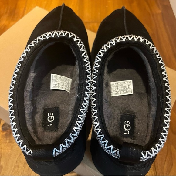 NIB! 100% Authentic UGG Tazz Platform Slippers Women Size 7 Black - Picture 10 of 12